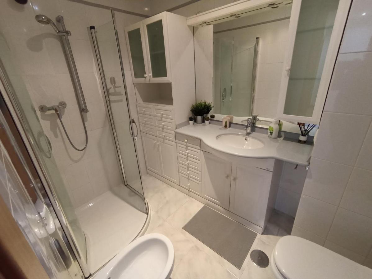 Apartamento De 120M2 Al Lado De Cabarceno Saron Exterior photo